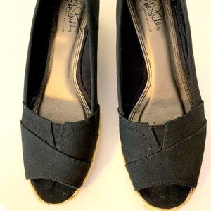 Woman’s Lifestride Wedge sandals